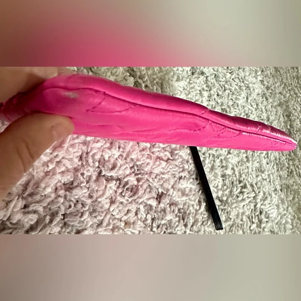 ‼️RARE‼️🎸Zadig & Voltaire🎸🔥NWOT🔥Uma Wing Quilted Leather Wristlet/Clutch in Pink - Picture 11 of 15